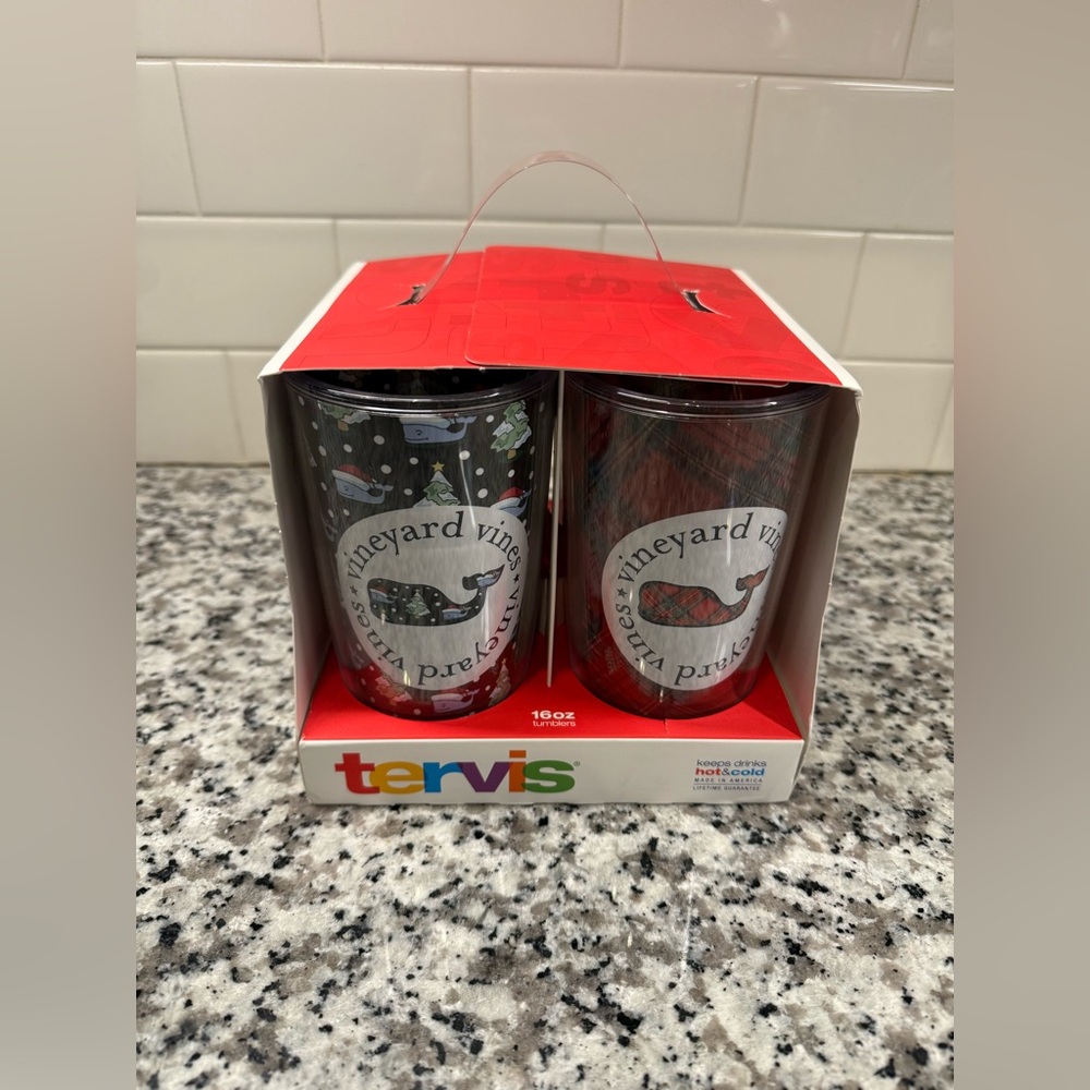 Set of 4 Holiday Tervis Tumblers